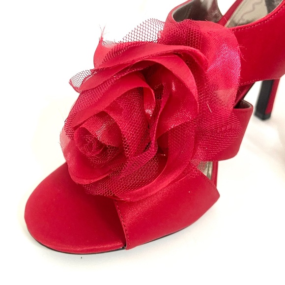 Women's high heel shoes size 8 1/2" - NEW ITEM - Picture 3 of 7